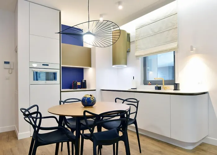 Plac Unii - Barcelona 64 Gdynia